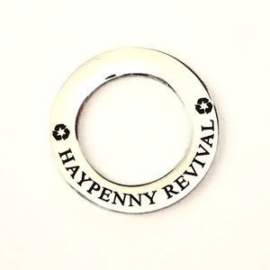 Upsilk Bracelet Fastener by Haypenny Revival
